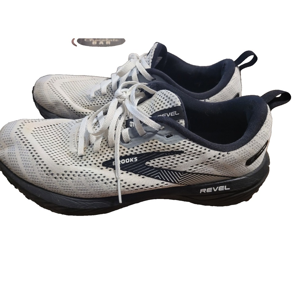Brooks Revel 6 White/ Black Womens SZ 9 Sneaker Running Nurse Jogging Shoes